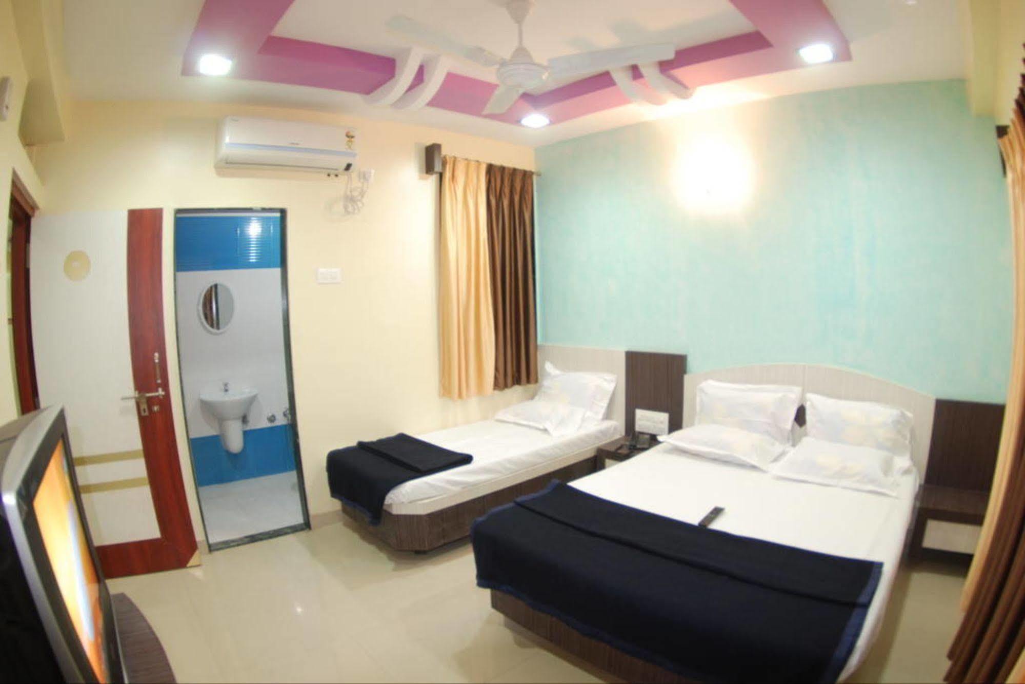 Hotel Disha Palace Shirdi Luaran gambar