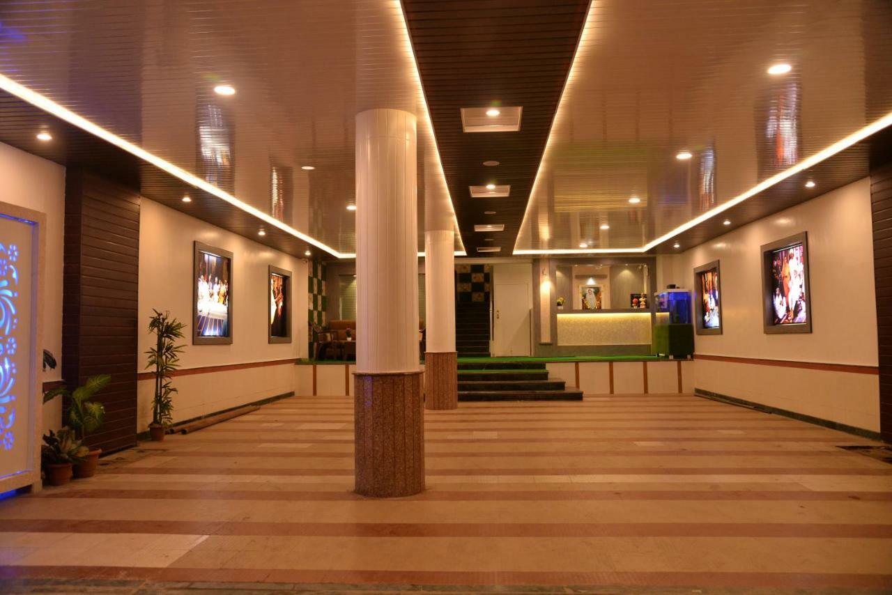Hotel Disha Palace Shirdi Luaran gambar