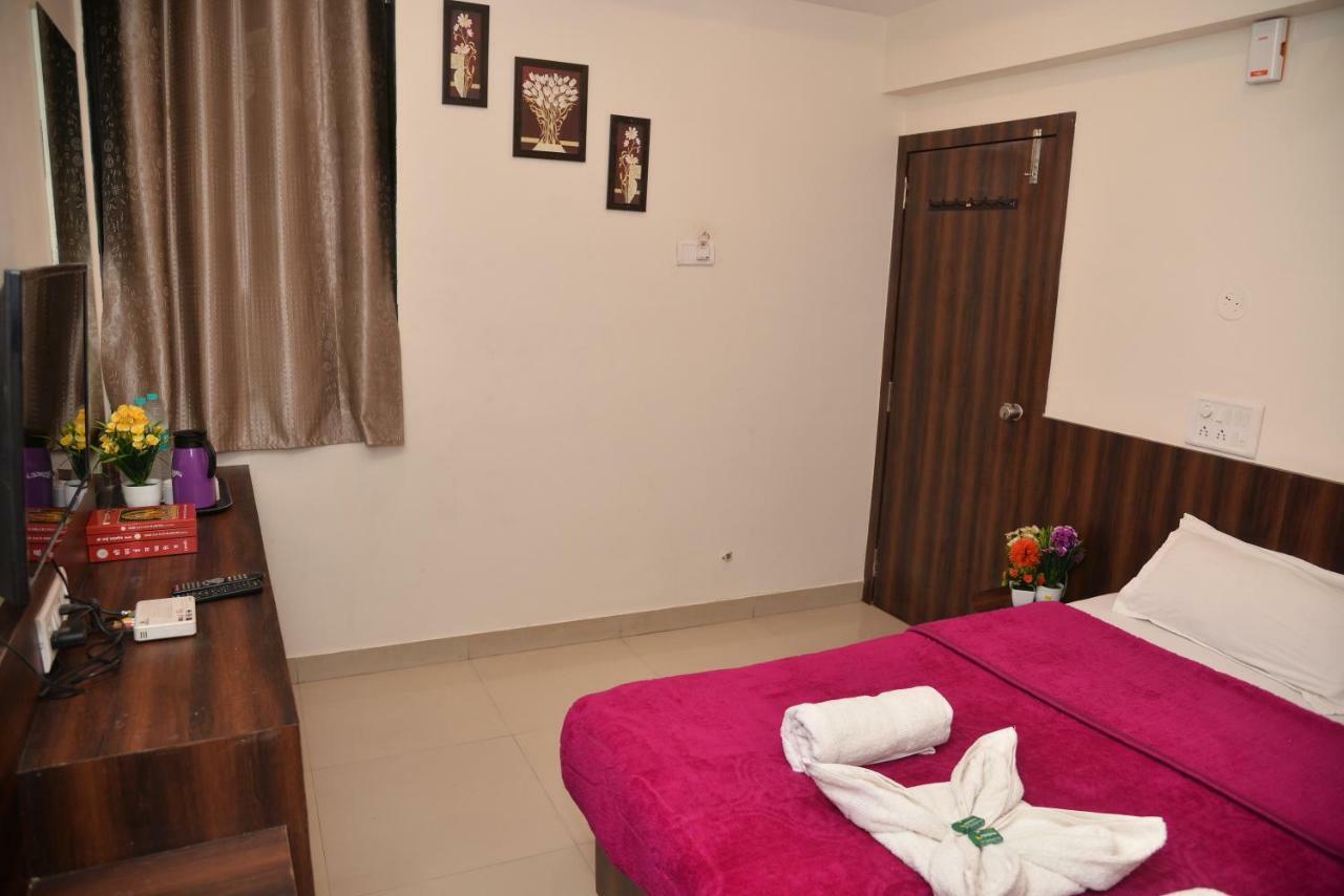 Hotel Disha Palace Shirdi Luaran gambar