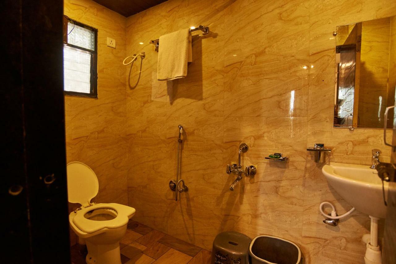 Hotel Disha Palace Shirdi Luaran gambar