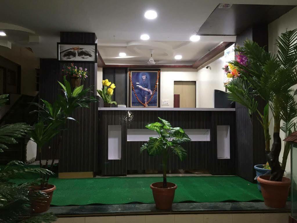 Hotel Disha Palace Shirdi Luaran gambar